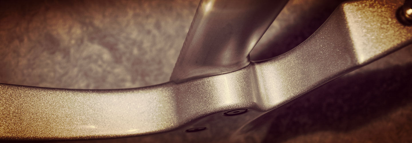 Three-dimensional neck coupling
